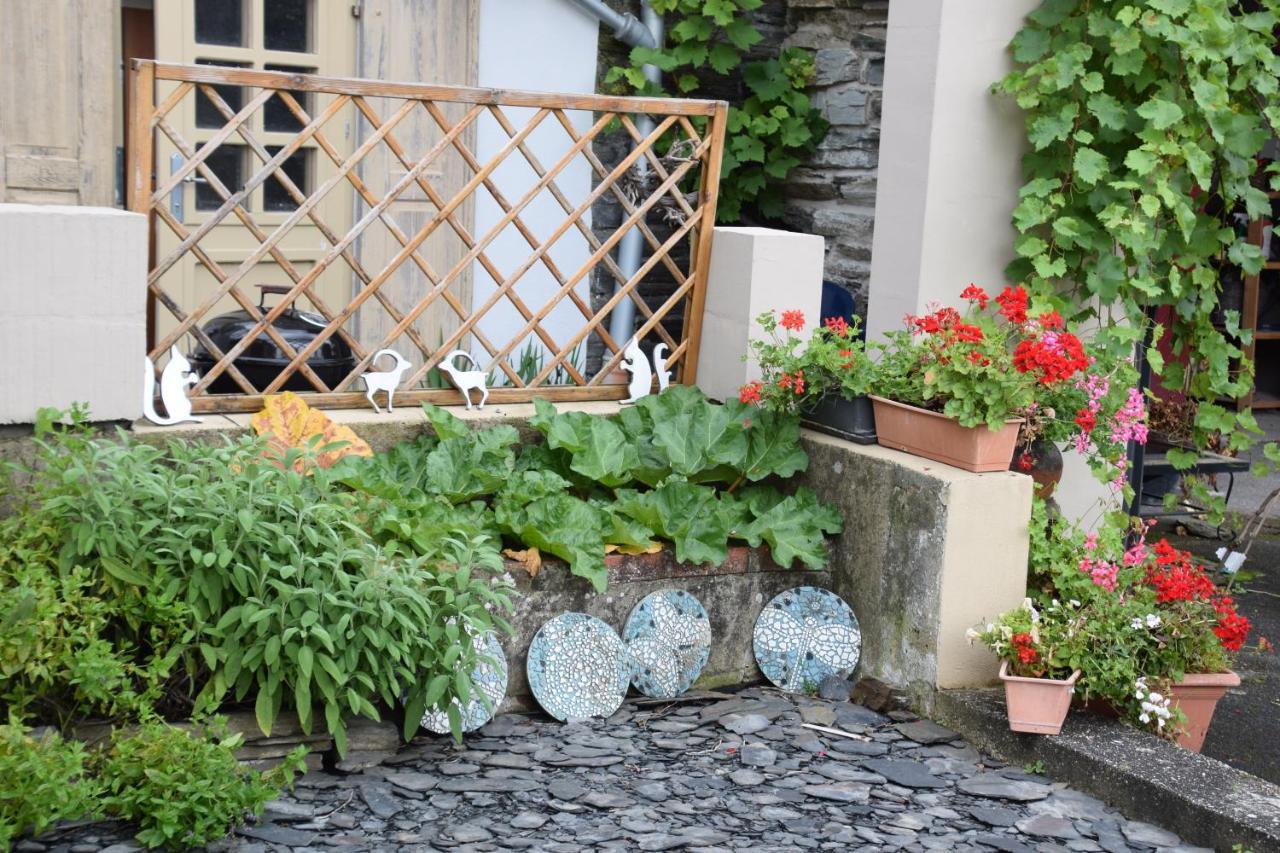 Ferienwohnung The Old Gemeinde House by the Mosel River Brauneberg Exterior foto