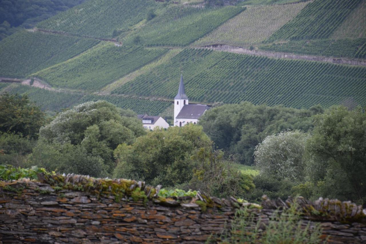 Ferienwohnung The Old Gemeinde House by the Mosel River Brauneberg Exterior foto